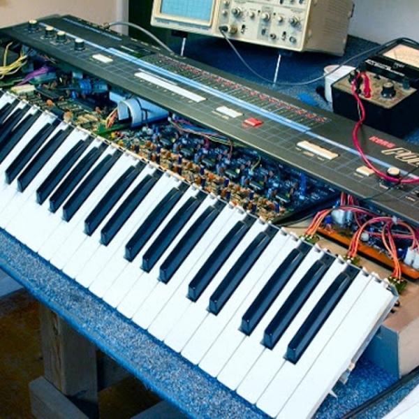 Επισκευή Korg